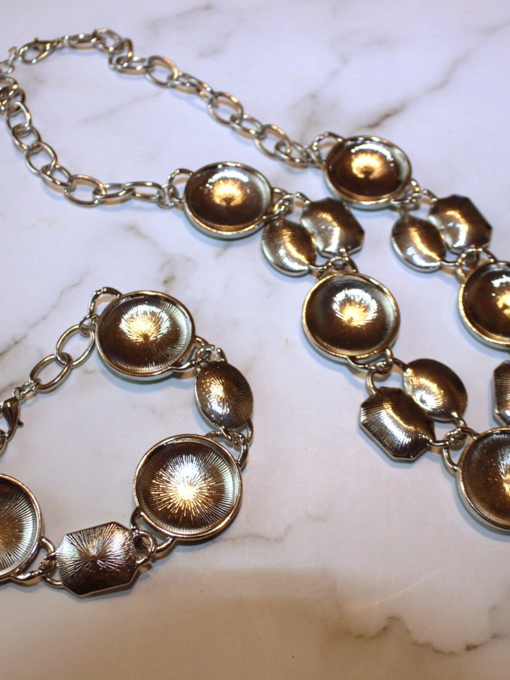 Paparazzi "Dreaming in MULTICOLOR" Mint Green Statement Necklace & Bracelet Set - Picture 7 of 7
